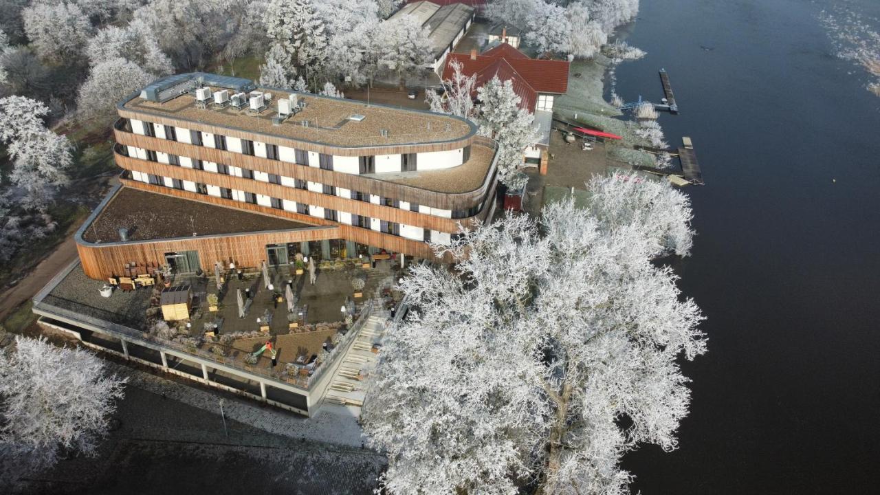Elb Boardinghouse Restaurant Magdeburg